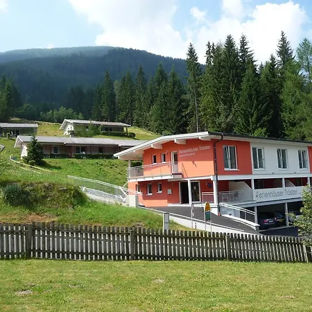 Ferienhäuser Tröster Bad Kleinkirchheim Exterior foto